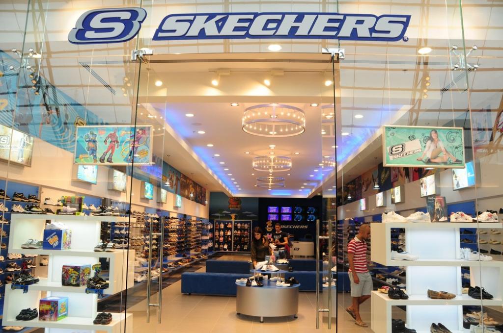 كريمة وصفي همسة skechers city center 